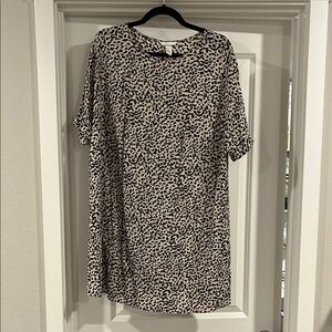 H&M Black and White Patterned Dress